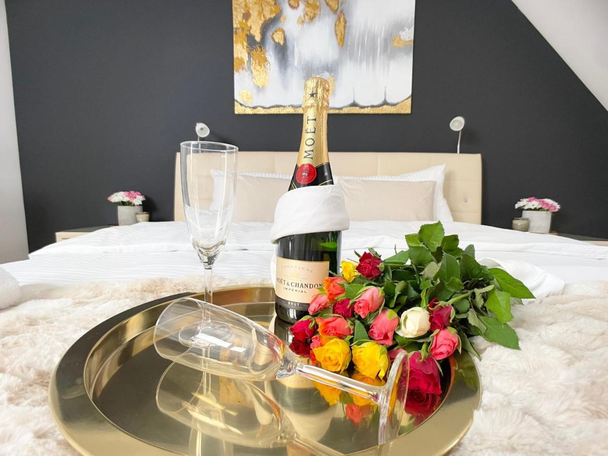 M-Style 04 Apartment Mit Balkon Und Gasgrill, 24H Self-Check-In, Free Parking, Netflix Nuremberg Luaran gambar