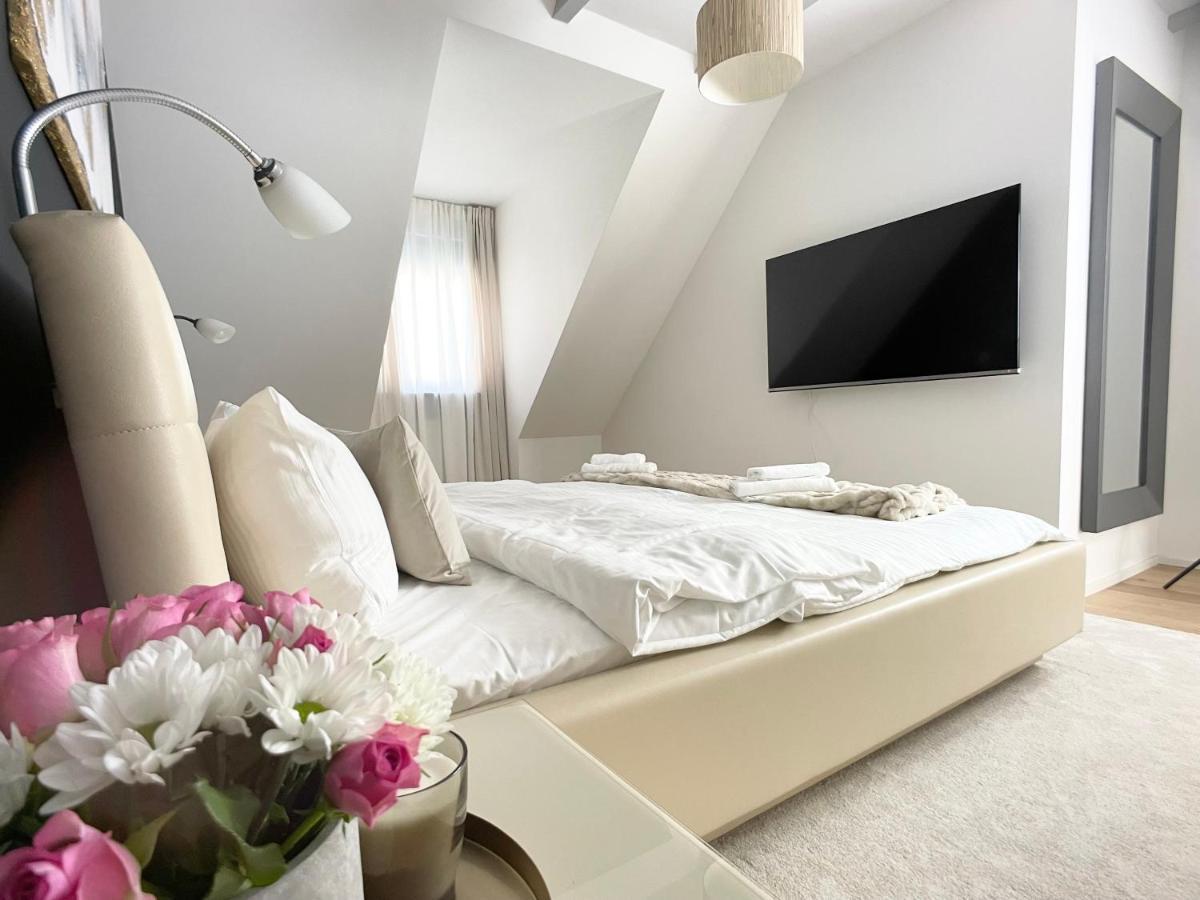 M-Style 04 Apartment Mit Balkon Und Gasgrill, 24H Self-Check-In, Free Parking, Netflix Nuremberg Luaran gambar