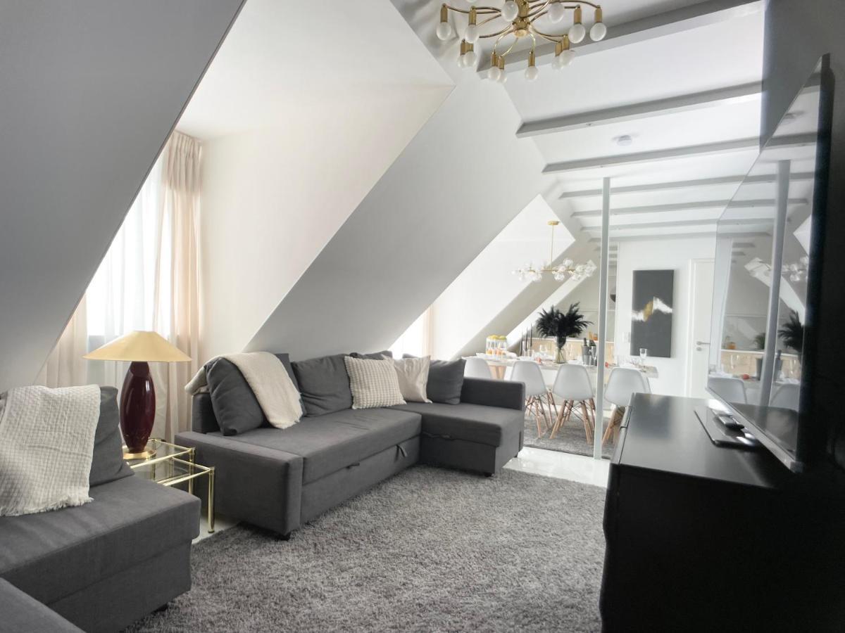 M-Style 04 Apartment Mit Balkon Und Gasgrill, 24H Self-Check-In, Free Parking, Netflix Nuremberg Luaran gambar